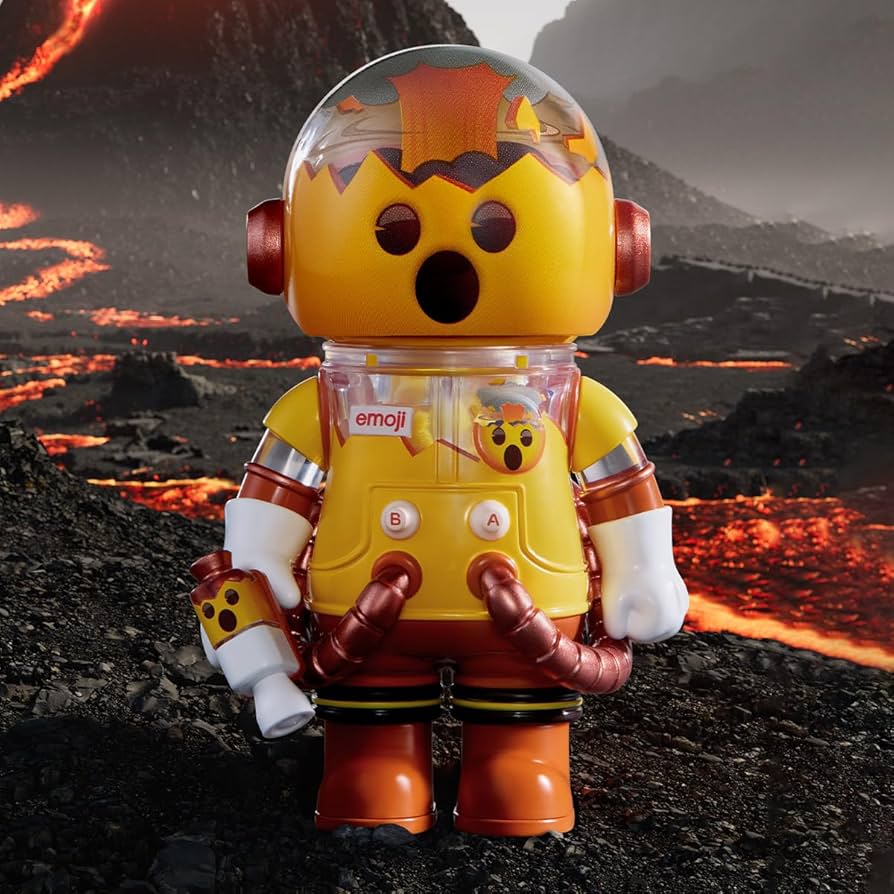 Amazon.co.jp: POP MART MEGA SPACE MOLLY 100% × emoji